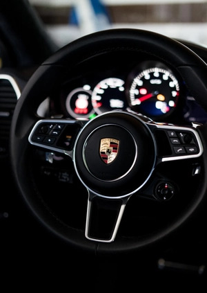 Porsche Cayenne cena 653000 przebieg: 14670, rok produkcji 2022 z Lublin małe 436